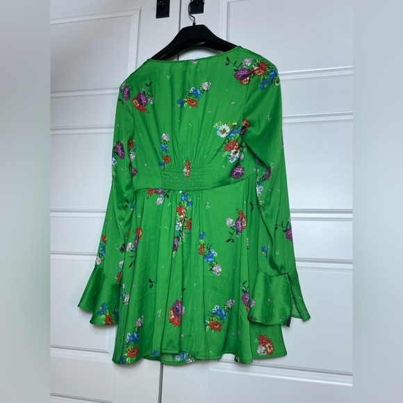 Free People Green Floral Retro Smocked Back Mini Dress with bell sleeves - Picture 2 of 4